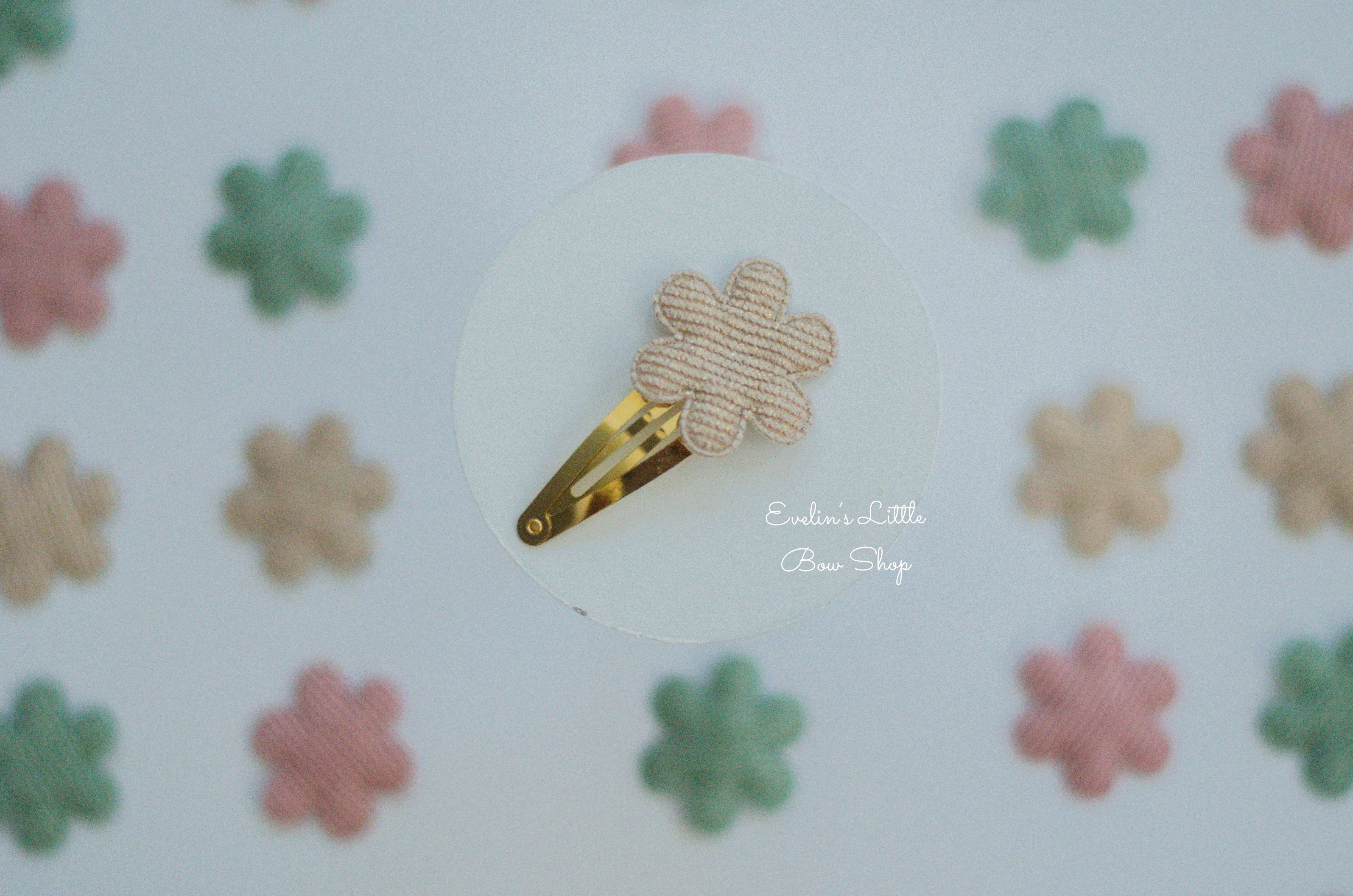 Flower Snap Clips