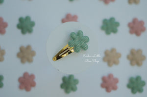 Flower Snap Clips